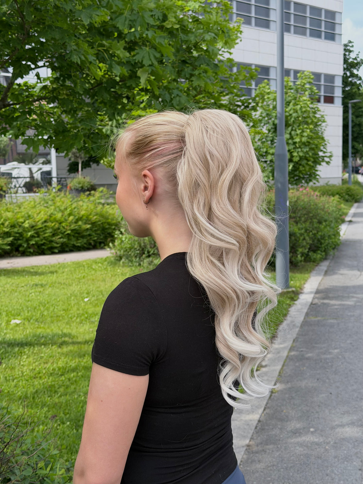 ICHA Beauty Loose Wave Hästsvans – syntetisk hårförlängning 50 cm / 20"