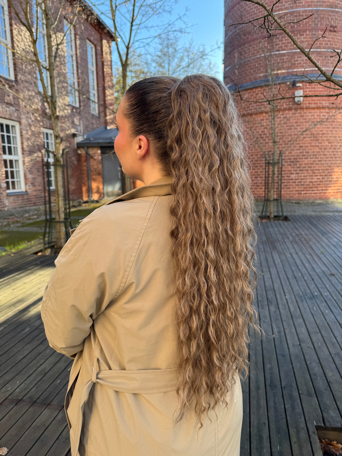 ICHA Beauty Waterwave Hästsvans – syntetisk hårförlängning 70 cm / 28"