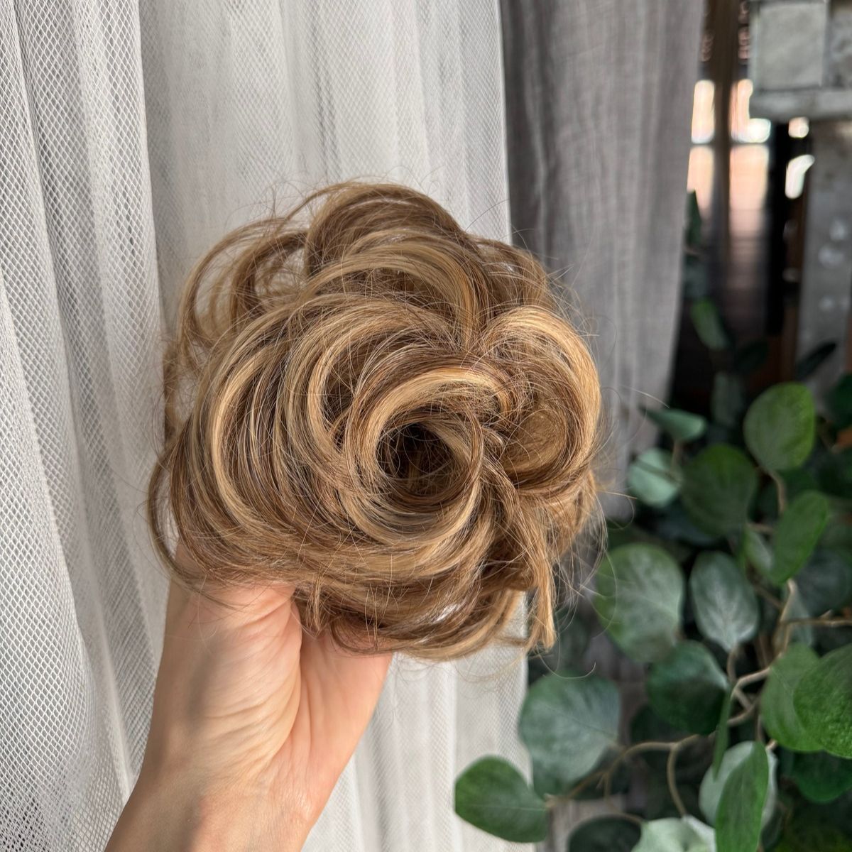 Hair bun - bun